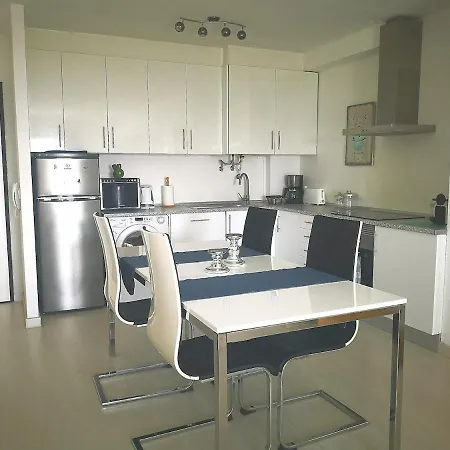 Caparica Ocean View Apartment *